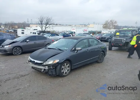 2010 Honda Civic Lx z USA, uszkodzony, nr VIN 2HGFA1F58AH331276